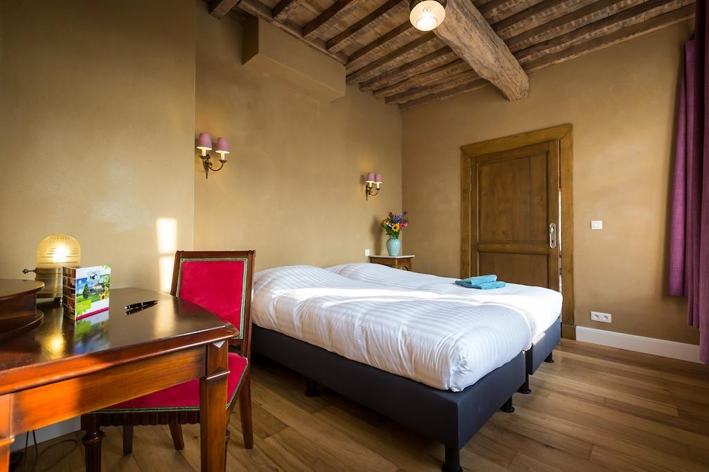 טובן Guest House La Mairie חדר תמונה