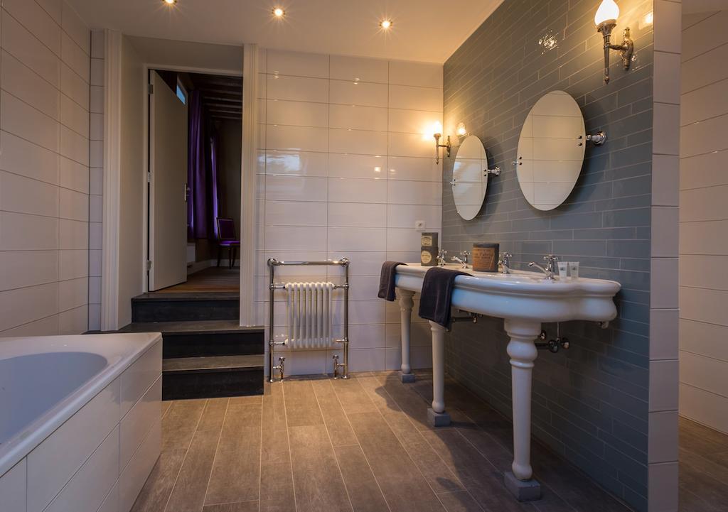 טובן Guest House La Mairie חדר תמונה